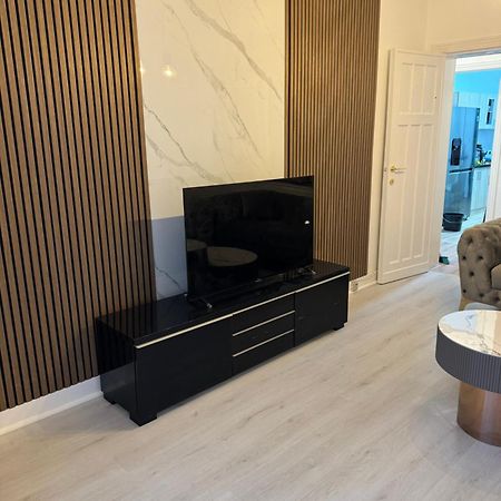 Appartement 2 Chambre Luxueuse A Jette Брюссель Екстер'єр фото