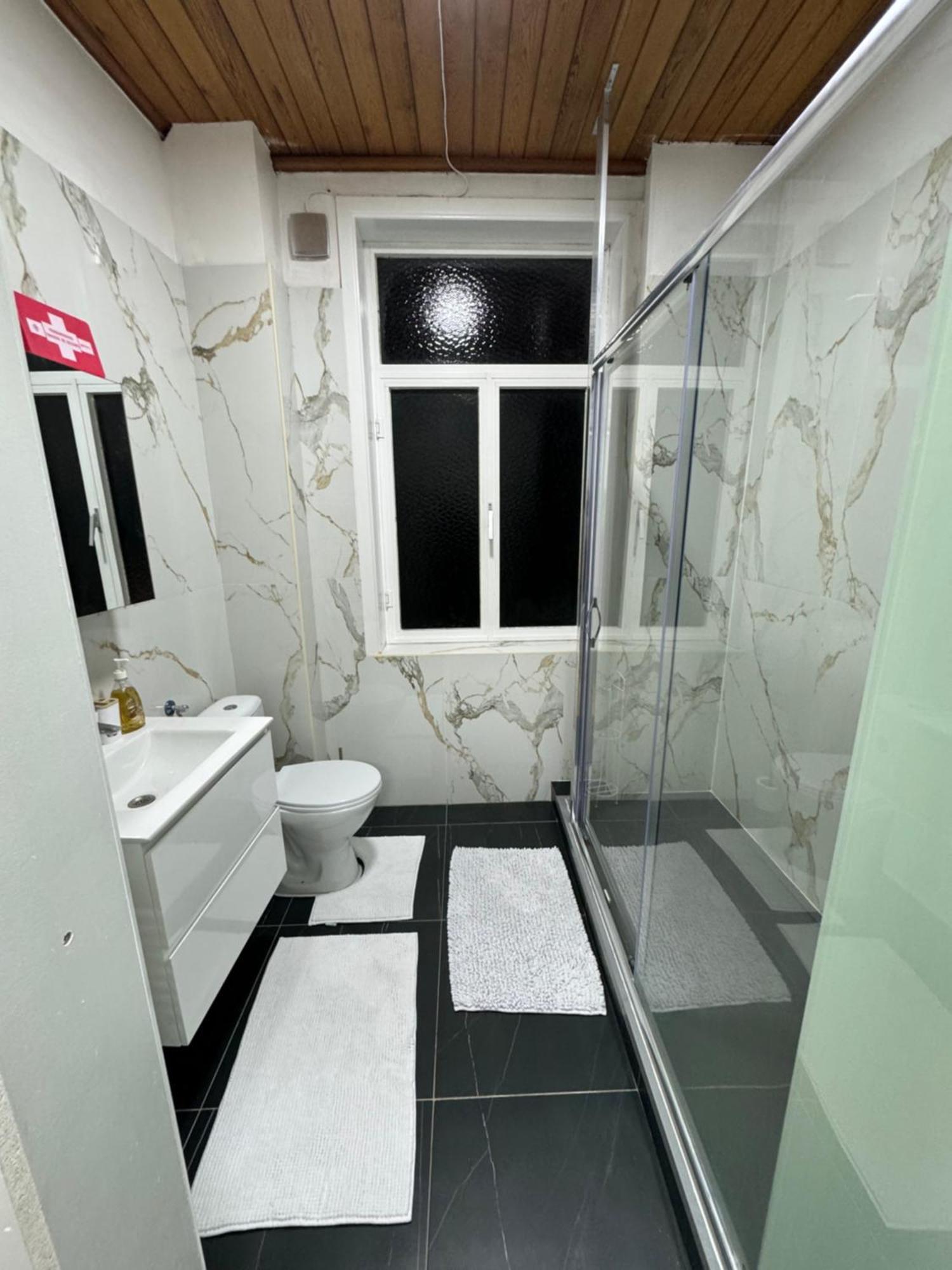 Appartement 2 Chambre Luxueuse A Jette Брюссель Екстер'єр фото